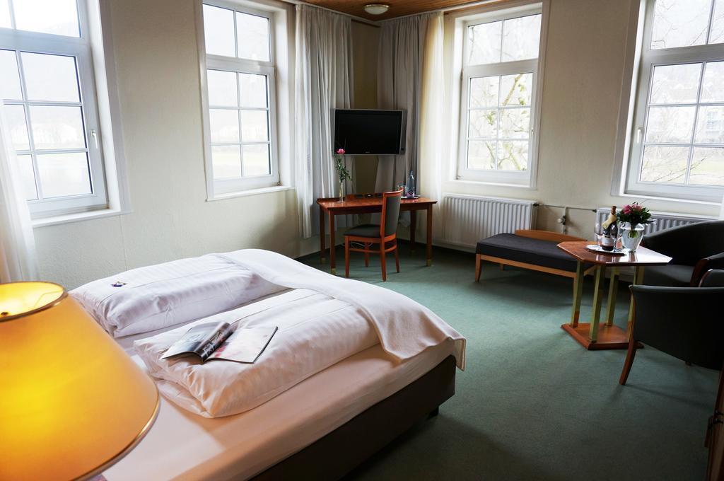 Hotel Goldener Anker Bodenwerder Ruang foto