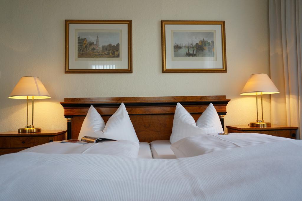 Hotel Goldener Anker Bodenwerder Ruang foto