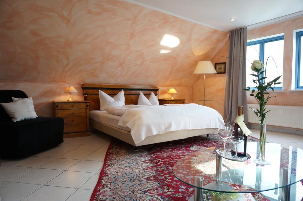 Hotel Goldener Anker Bodenwerder Ruang foto