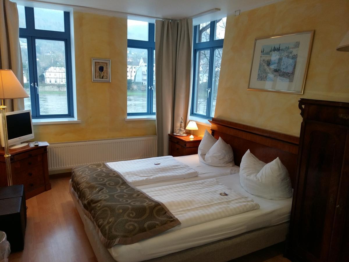 Hotel Goldener Anker Bodenwerder Bagian luar foto